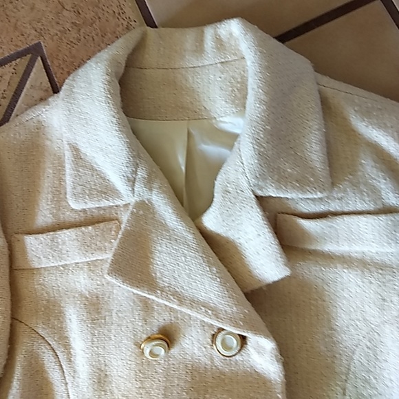 Vintage Ladies Coat - Picture 3 of 5